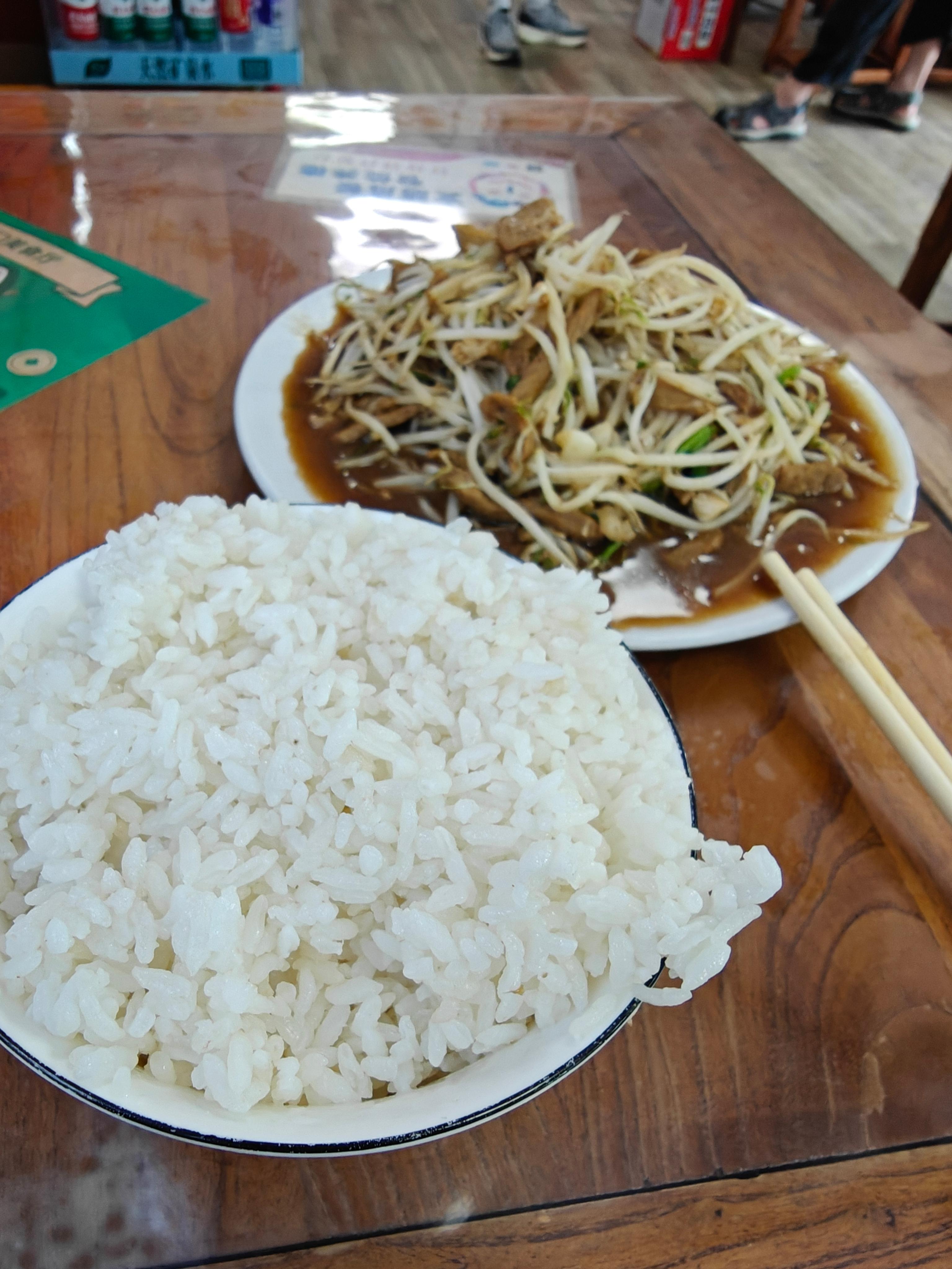 15-泰山-午餐-豆芽炒肉丝-43.jpg